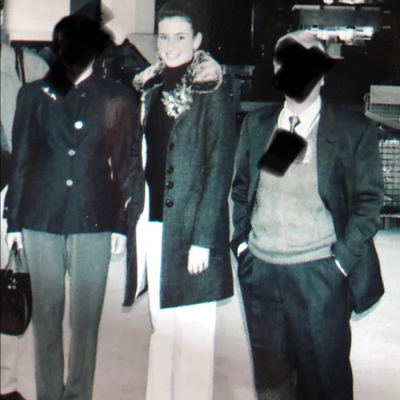 EUC charcoal grey wool jacket, lined with interchangeable & detachable collar - Picture 2 of 9